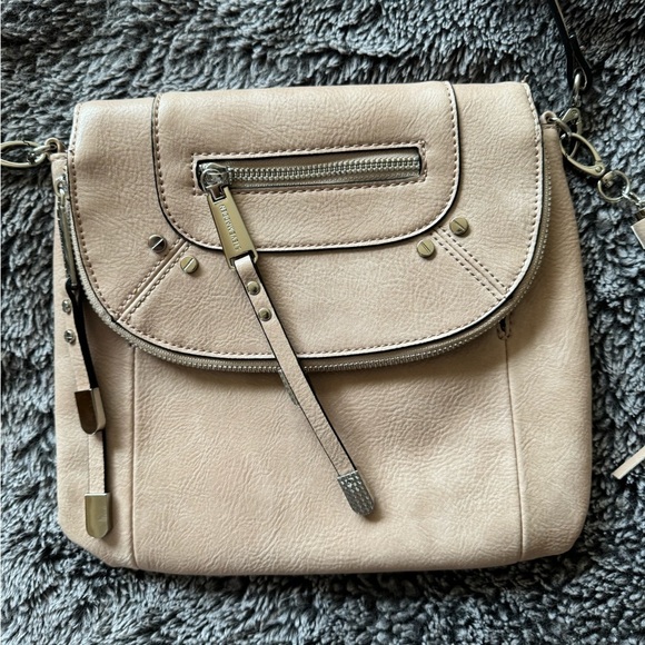 STEVE MADDEN Tassel Crossbody - Picture 13 of 13